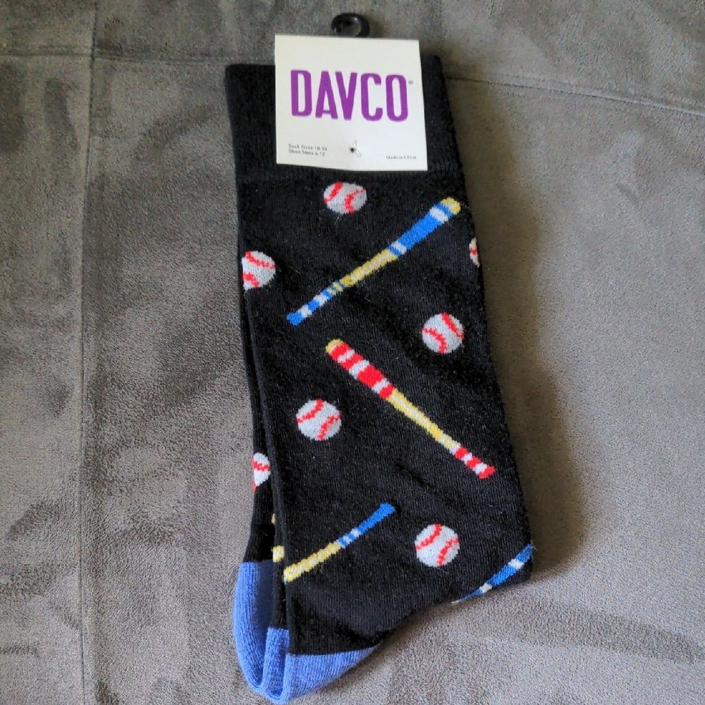 Davco Black Sports Theme Men's Socks